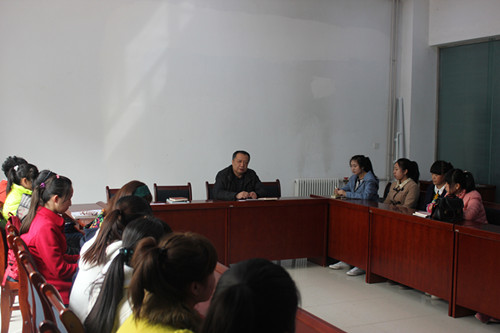 公司召开员工干部安全教育会议