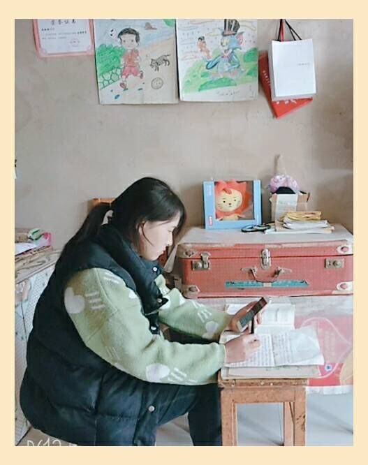 懂球体育员工党支部开展“疫情当前党员先行”线上主题党日活动