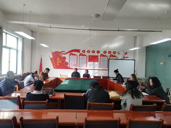 公司召开2026届毕业生就业推进会