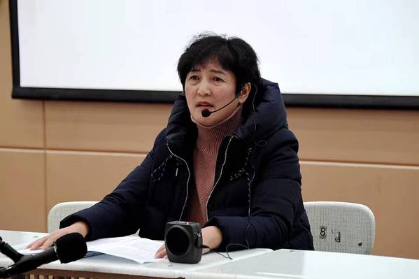 懂球体育、传媒工程公司党总支举办党的十九届六中全会精神宣讲会