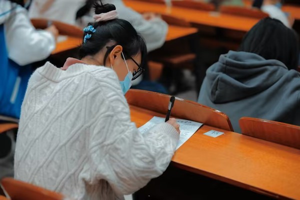 “三抓三促”进行时|懂球体育“语伴华韵”外语文化节系列活动（一） 